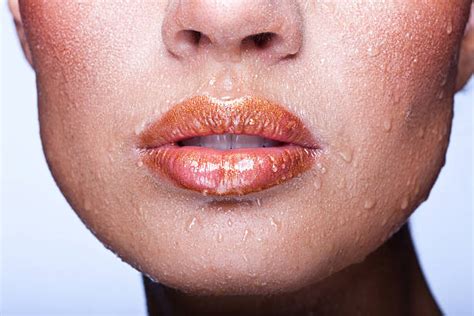 'damp lips' Search .